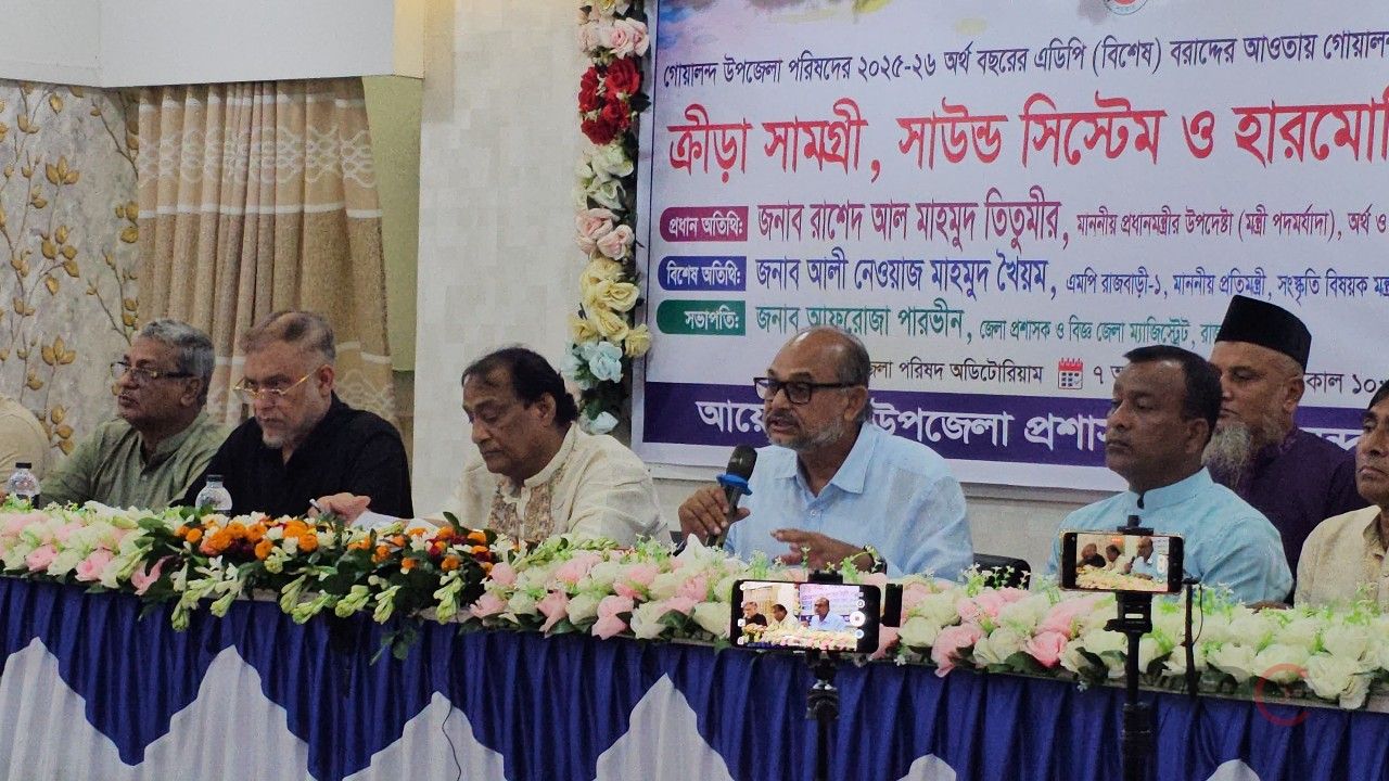 পতিত সরকার দেশের শিক্ষা ব্যবস্থাকে ধ্বংস করেছে: অর্থ ও পরিকল্পনা উপদেষ্টা