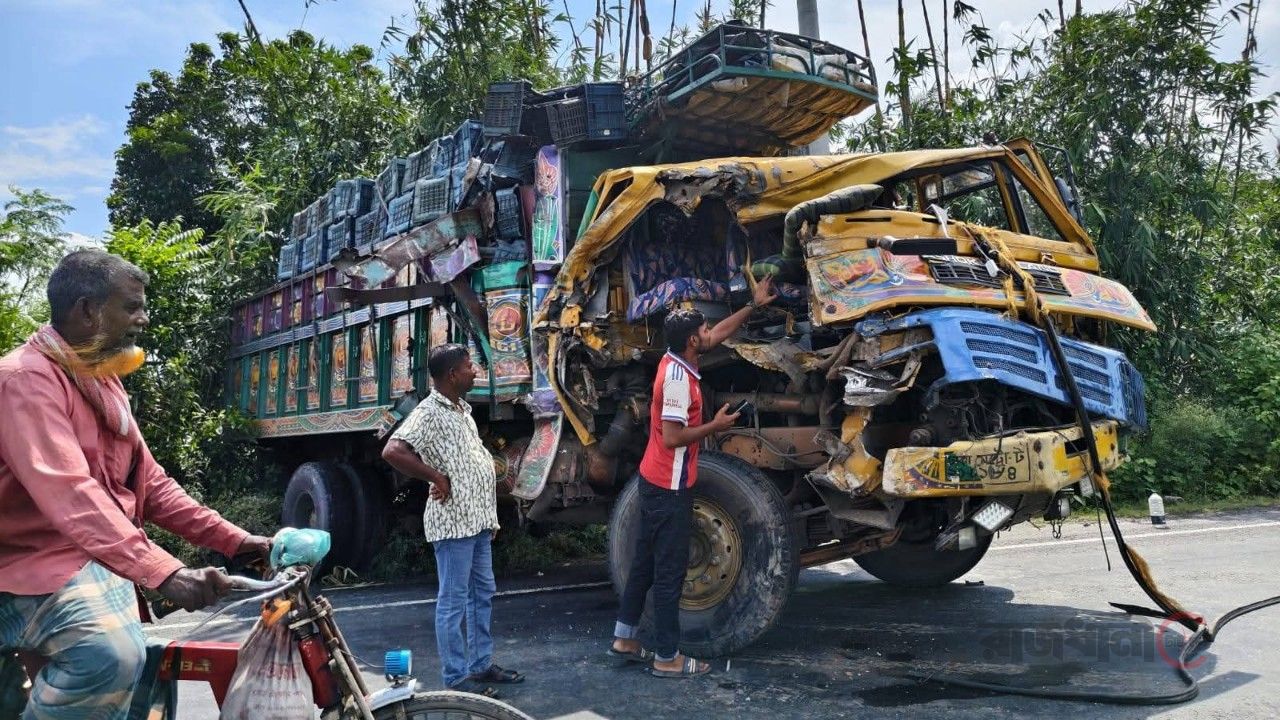 রাজবাড়ীতে একই দিনে তিন সড়ক দুর্ঘটনায় নিহত ১, আহত ১০